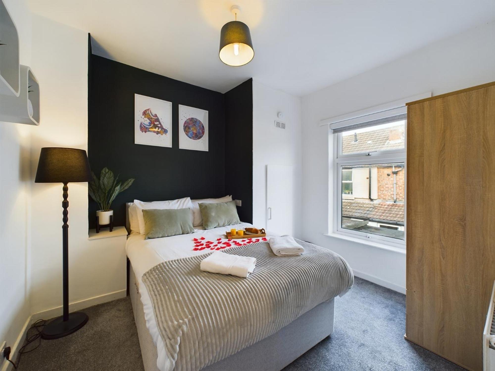 Charming Apartments - Cosy Retreat - Short Drive To City Centre - Free Parking Liverpool Luaran gambar